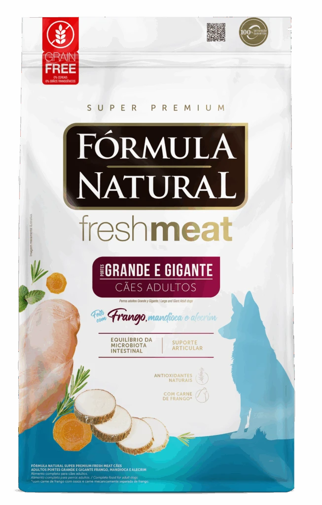 Packshot oficial de Fórmula Natural Super Premium Fresh Meat Cães Adultos Portes Grande e Gigante Frango, Mandioca e Alecrim